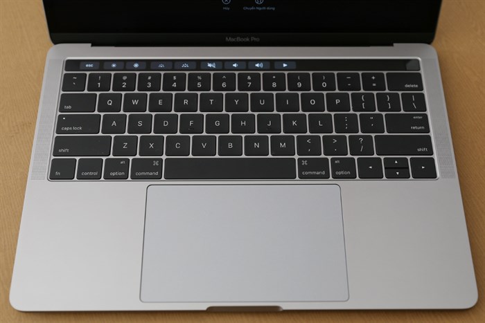 Laptop Apple Macbook Pro Touch MLW72SA/A i7 2.6GHz/16GB/256GB (2016) Màu Bạc