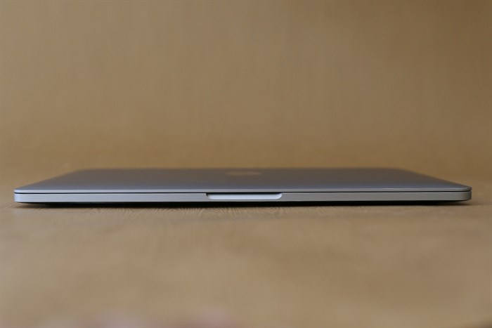 Laptop Apple Macbook Pro Touch MLW72SA/A i7 2.6GHz/16GB/256GB (2016) Màu Bạc