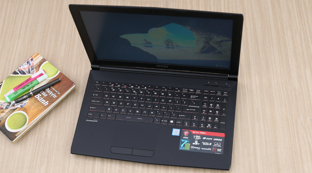 Laptop MSI GL62M 7RDX i5 7300HQ/8GB/1TB/2GB GTX1050/Win10