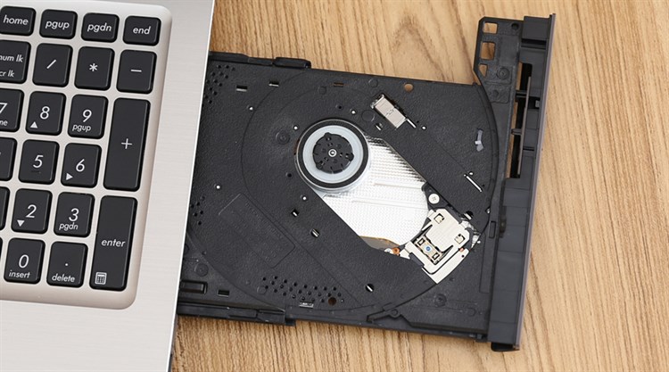 Laptop Asus A556UR i7 7500U/4GB/500GB/2GB 930MX/Win10/(DM397T) Màu Vàng đồng