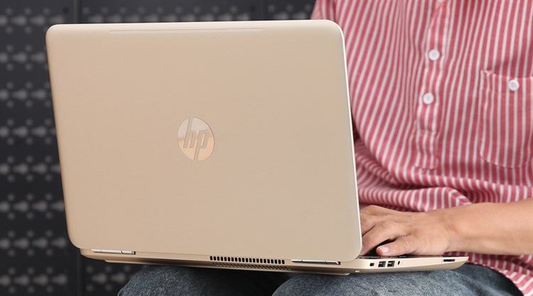 Laptop HP Pavilion 14 AL103TU i3 7100U/4GB/500GB/Win10/(Y4G07PA) Màu Vàng đồng