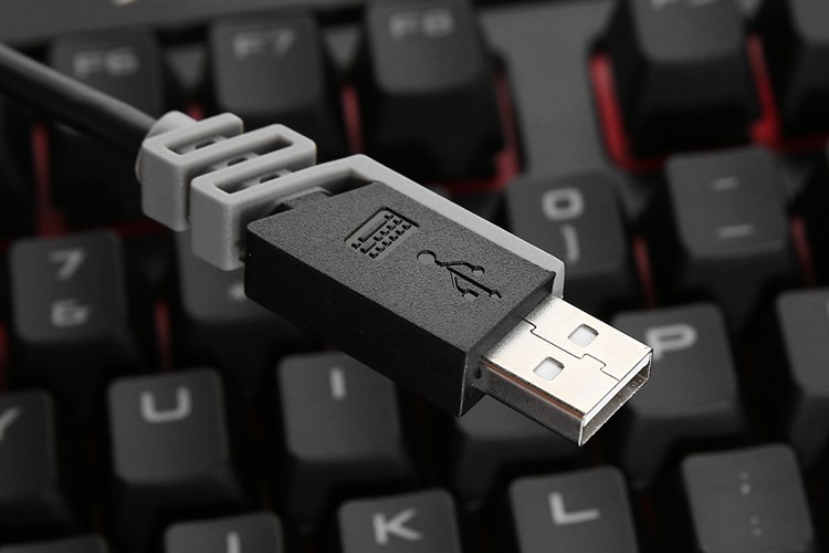 Bàn Phím Cơ Có Dây Gaming Corsair K63 Compact Mechanical Màu Đen