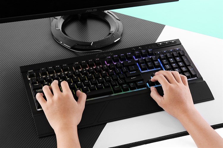 Bàn Phím Cơ Có Dây Gaming Corsair K68 RGB Mechanical Màu Đen