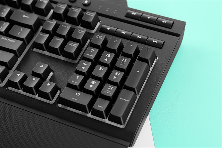 Bàn Phím Cơ Có Dây Gaming Corsair K68 RGB Mechanical Màu Đen