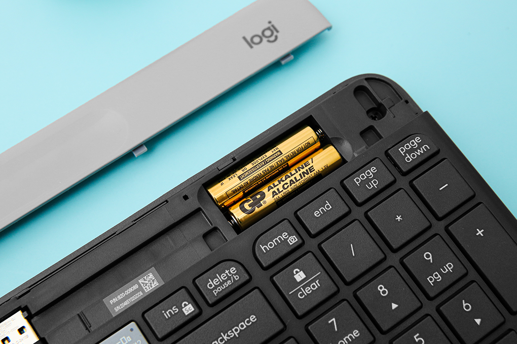 Bàn Phím Không Dây Bluetooth Logitech K580 Màu Đen