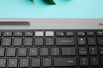 Bàn Phím Không Dây Bluetooth Logitech K580 - 8