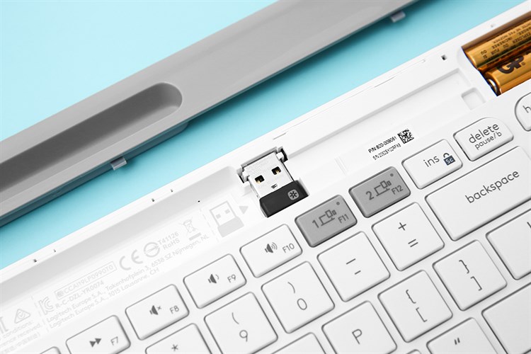 Bàn Phím Không Dây Bluetooth Logitech K580 Màu Trắng