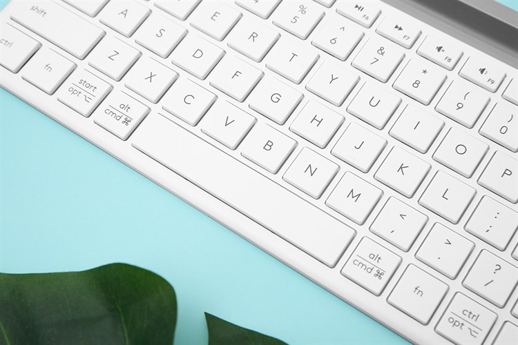 Bàn Phím Không Dây Bluetooth Logitech K580 Màu Trắng