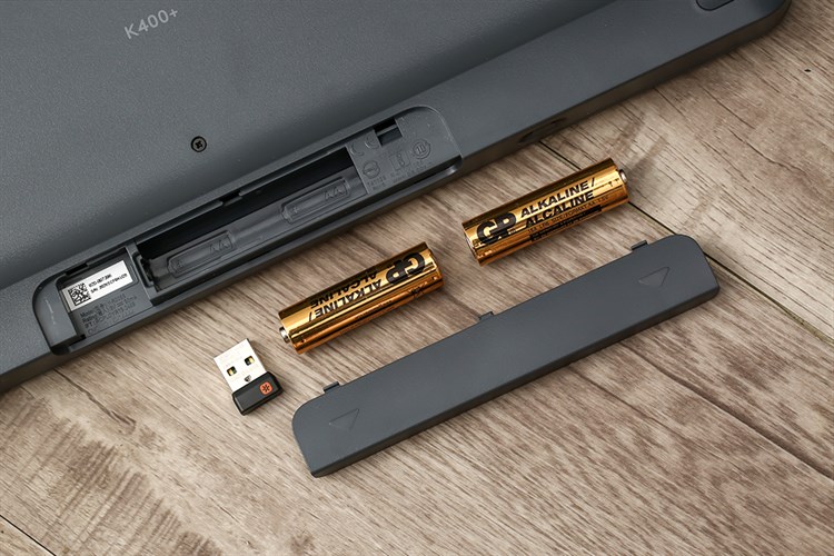 Bàn Phím Không Dây Touchpad Logitech K400 Plus Màu Đen