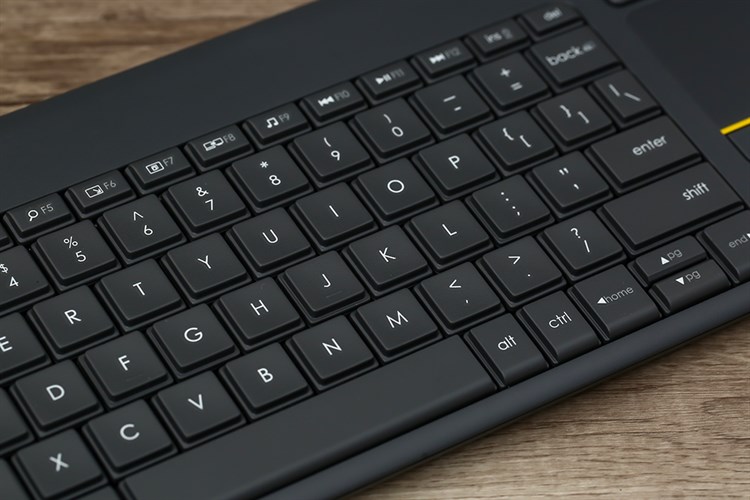Bàn Phím Không Dây Touchpad Logitech K400 Plus Màu Đen