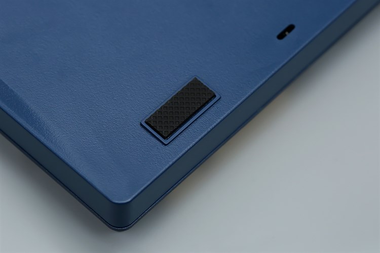 Bàn Phím Cơ Có Dây Gaming Rapoo V500Pro Màu Vàng - Xanh dương