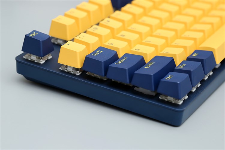 Bàn Phím Cơ Có Dây Gaming Rapoo V500Pro Màu Vàng - Xanh dương