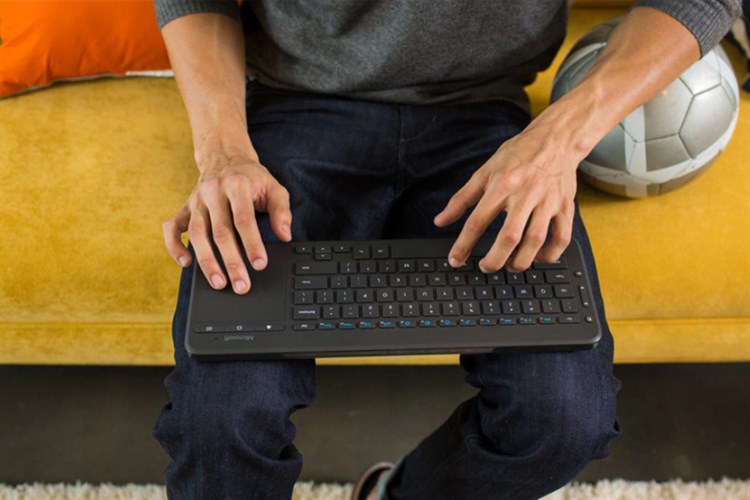 Bàn Phím Không Dây Microsoft All-in-one Media N9Z-00028 Màu Đen