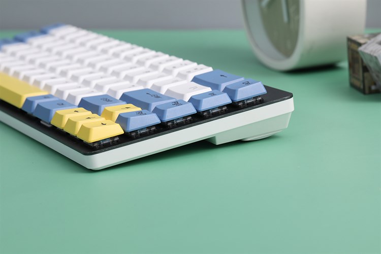 Bàn Phím Bluetooth DareU EK868 Màu Đen