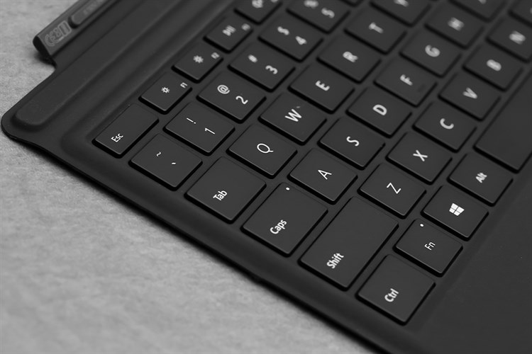 Bàn Phím Microsoft Surface Pro Type Màu Đen