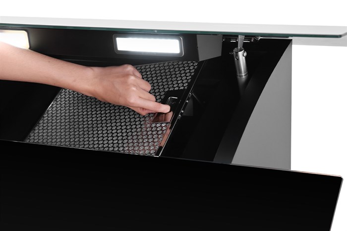 Máy hút mùi kính vát Pramie DE19-700 Màu Đen - Bạc