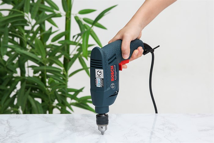 Máy khoan điện Bosch GBM 320 320W Màu Xanh Dương