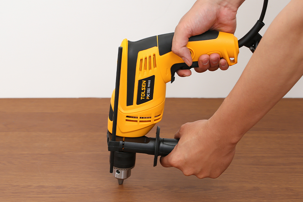 Máy khoan động lực điện Tolsen 79502 710W Màu Đen - Vàng