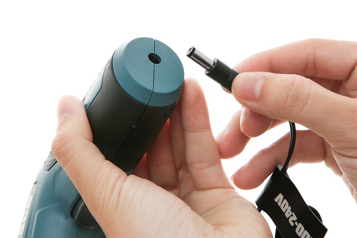 Máy khoan vặn vít pin Wesco Ws2013 4V