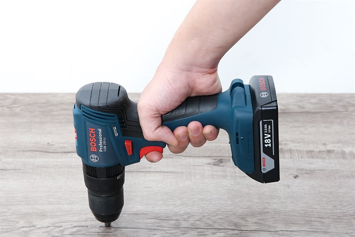 Máy khoan vặn vít pin Bosch GSB 185-LI 18V (1 pin, 1 sạc) Màu Xanh Dương