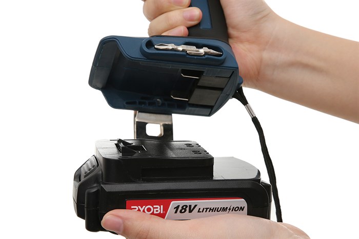 Máy khoan pin Ryobi CLI-1802K 18V Màu Xanh Dương