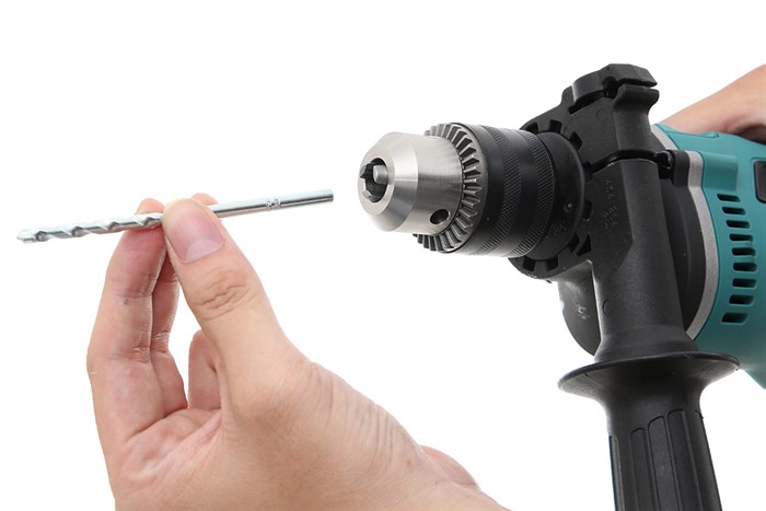 Máy khoan búa điện Makita M8103KX2B 430W