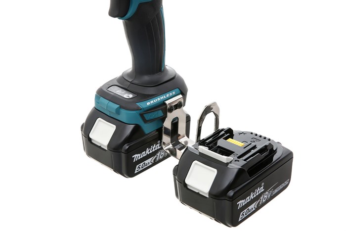 Máy siết bu lông pin Makita DTW1001RTJ 18V (2 pin, 1 sạc)