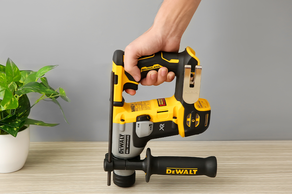 Máy khoan bê tông pin Dewalt DCH172N-KR 18V (không kèm pin, sạc) Màu Đen - Vàng