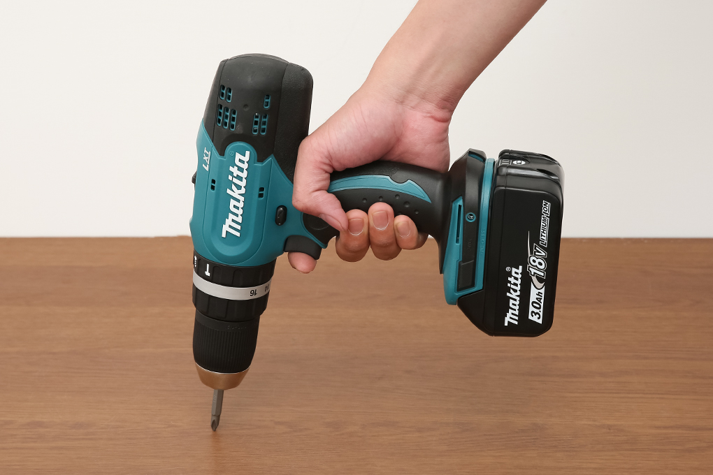 Máy khoan vặn vít động lực pin Makita DHP453SFX8 18V (1 pin, 1 sạc) Màu Xanh lá