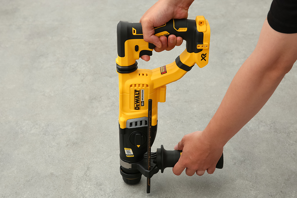Máy khoan bê tông pin Dewalt DCH263KN-KR 18V (không kèm pin, sạc) Màu Đen - Vàng