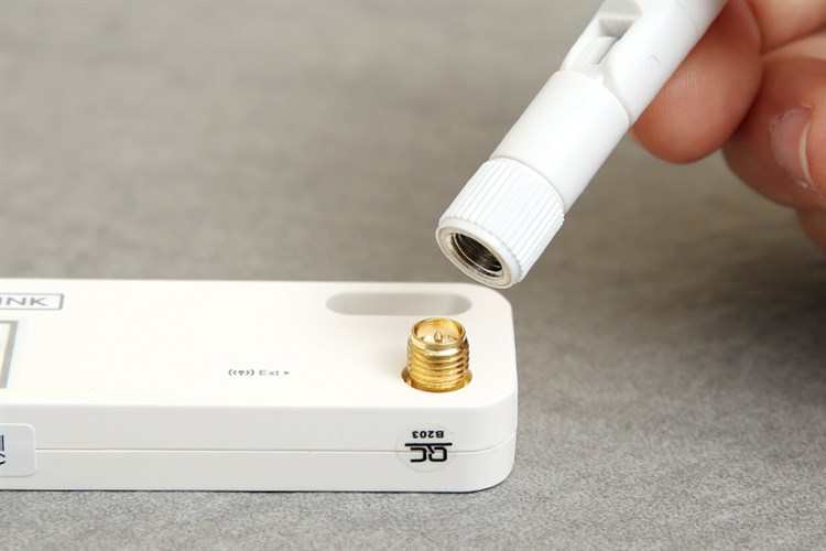 Bộ Mở Rộng Sóng Wifi Chuẩn N Totolink EX100 Trắng Màu Trắng