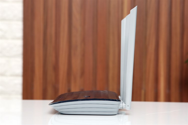 Router Wifi Chuẩn AC750 Băng Tần Kép TP-Link Archer C20 Đen Màu Đen