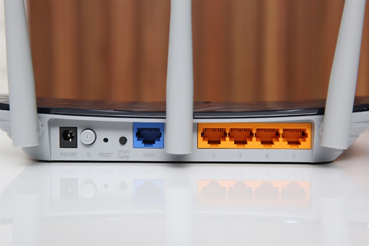 Router Wifi Chuẩn AC750 Băng Tần Kép TP-Link Archer C20 Đen Màu Đen