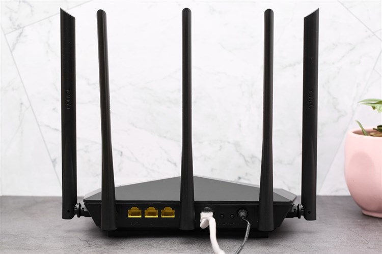 Router Wifi Chuẩn AC1200 Tenda AC7 Màu Đen