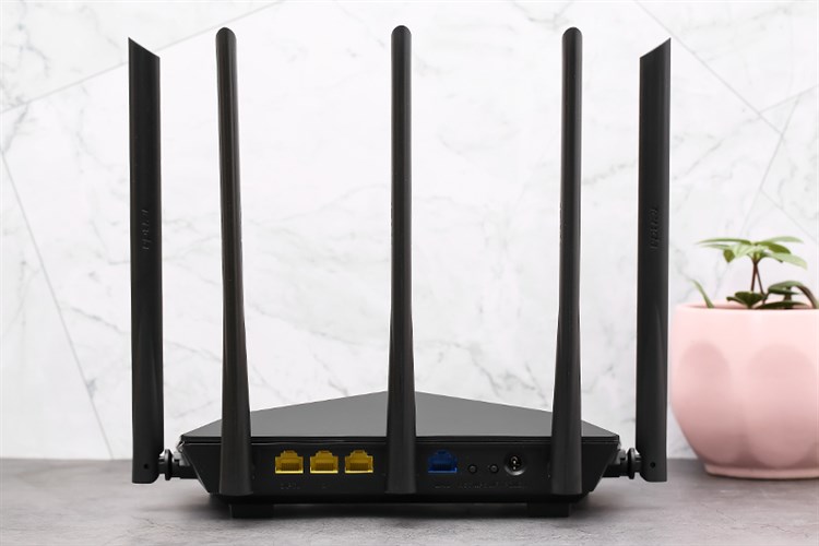 Router Wifi Chuẩn AC1200 Tenda AC7 Màu Đen