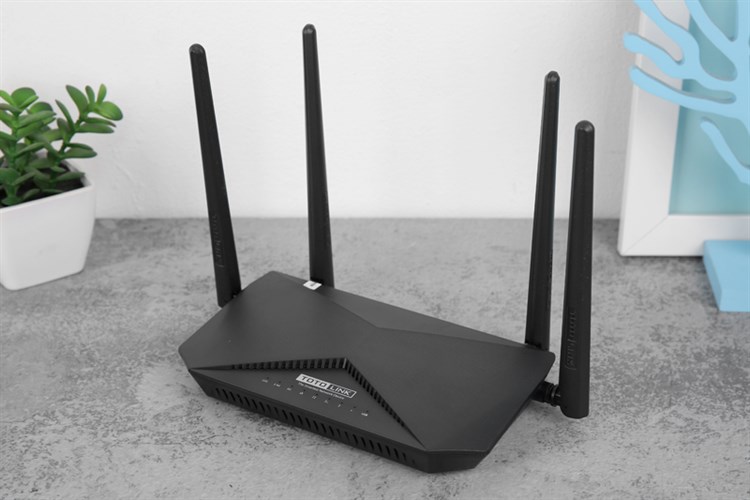 Router Wifi Chuẩn AC1200 Totolink A3002RU V2 Gigabit Màu Đen