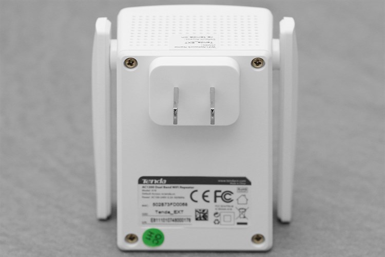 Repeater mở rộng sóng Wifi Chuẩn AC1200 Tenda A18 Màu Trắng