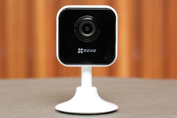 Camera IP 2MP Ezviz CS-C1HC (D0-1D2WFR) Màu Trắng