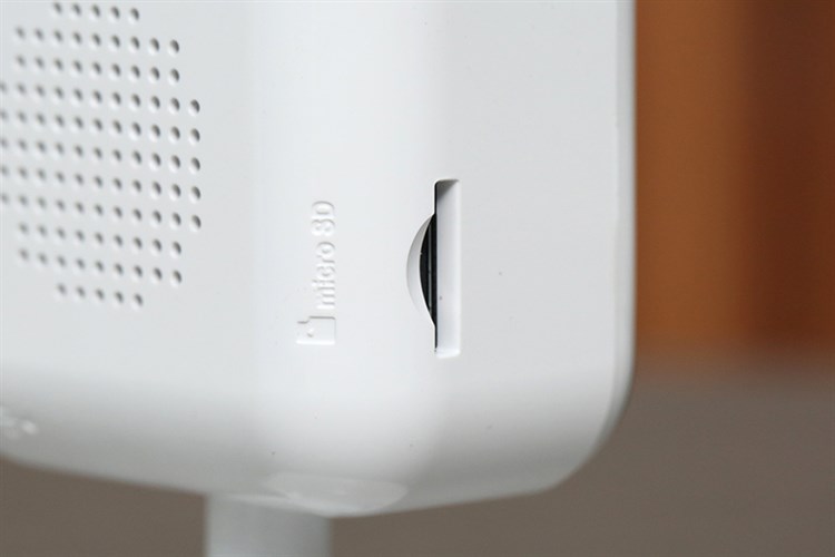 Camera IP 2MP Ezviz CS-C1HC (D0-1D2WFR) Màu Trắng