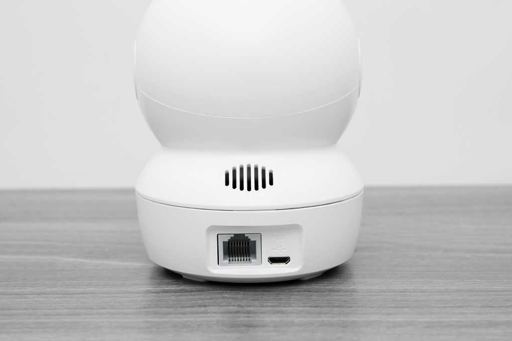 Camera IP 360 Độ 2 MP EZVIZ H6C Màu Trắng