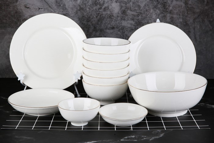Bộ 12 món tô chén dĩa sứ viền vàng 12K Minh Châu BQ12