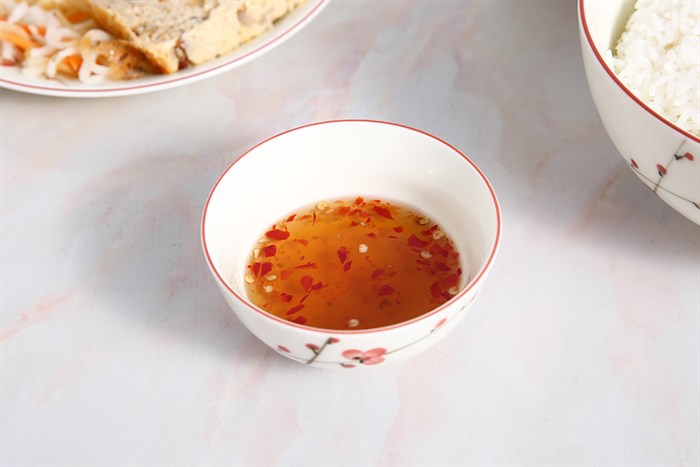 Bộ tô chén dĩa 13 cái UNC UDS132 hoa đào Màu Trắng