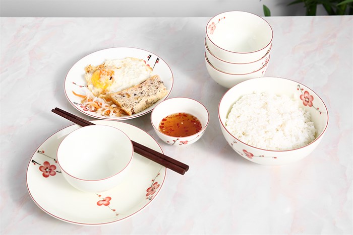 Bộ tô chén dĩa 13 cái UNC UDS132 hoa đào Màu Trắng