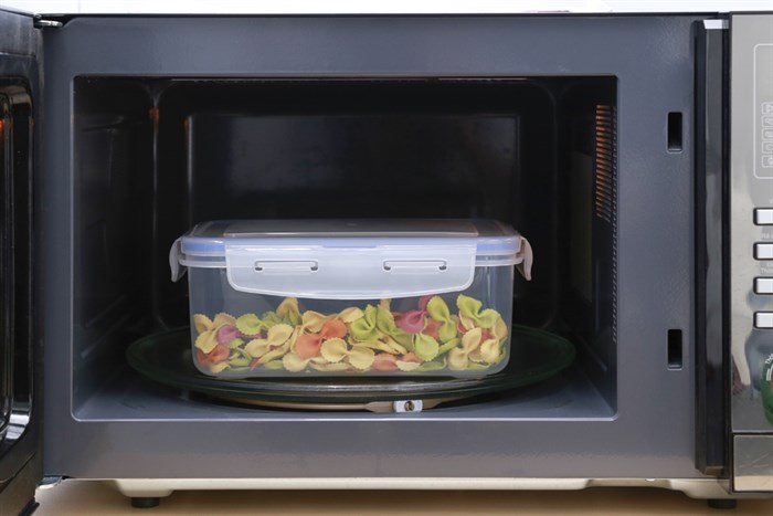 Hộp đựng thực phẩm nhựa Thái Lan 2.1 lít JCJ HN006 Màu Trắng