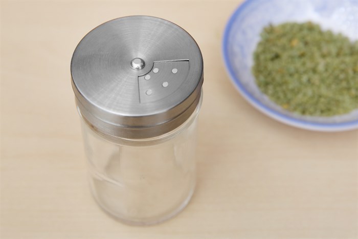 Hũ đựng gia vị thủy tinh 100 ml BHX SE-54011 Màu Bạc Inox