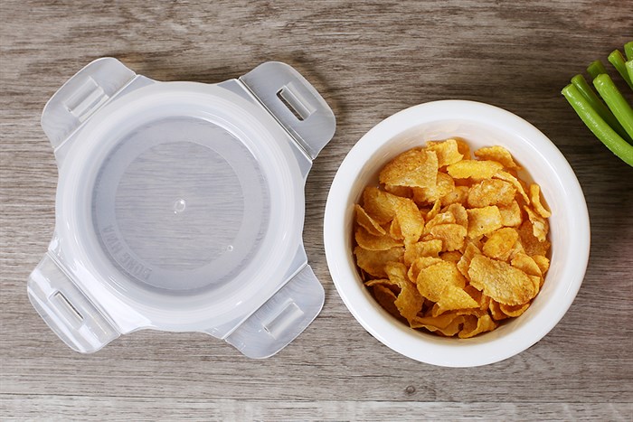 Hộp đựng cơm sứ có nắp 150 ml Donghwa BH006 Màu Xanh lá