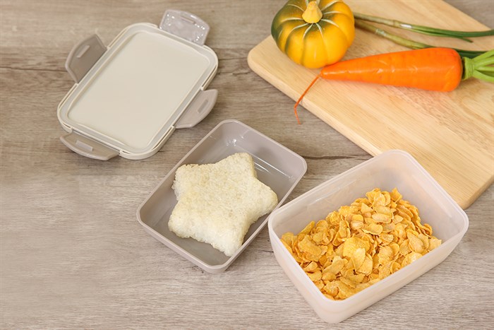 Hộp đựng cơm 2 tầng nhựa 930 ml BHX JCJ-1372 Màu Trắng