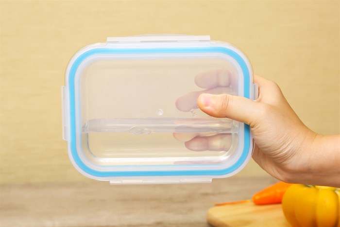 Hộp đựng thực phẩm thủy tinh 640 ml BHX IKOO-HS640RC Màu Trắng