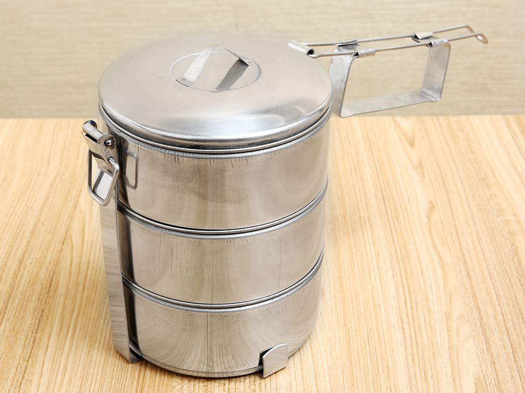 https://cdn.tgdd.vn/Products/Images/4929/217582/bhx/camen-inox-3-ngan-rainy-rn-3ntt-202001101552525615.jpg