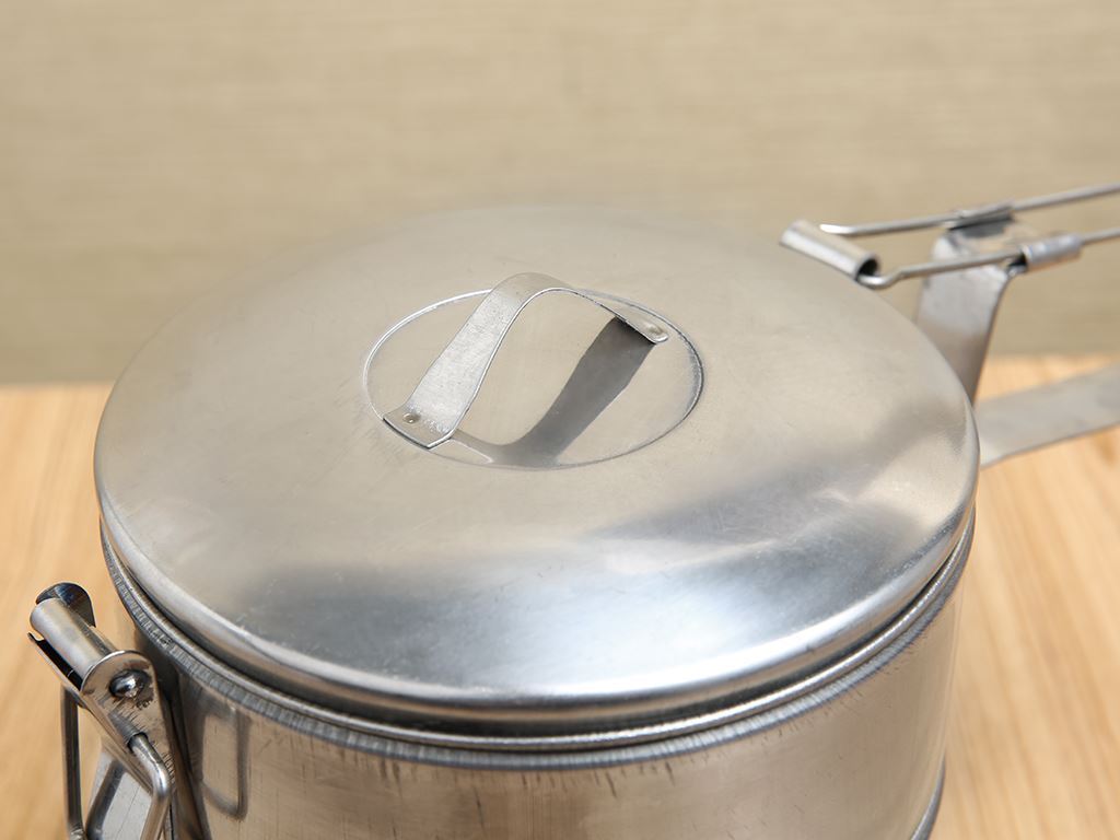 https://cdn.tgdd.vn/Products/Images/4929/217582/bhx/camen-inox-3-ngan-rainy-rn-3ntt-202001101552529227.jpg